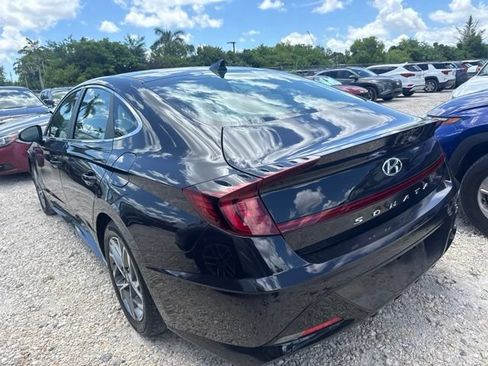 Used 2023 Hyundai Sonata SEL w/ Preferred Accessory Package FWD image 8
