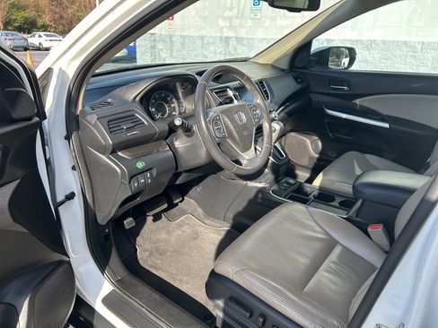 Used 2016 Honda CR-V Touring image 14