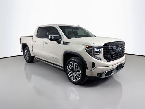 Used 2026 GMC Sierra 1500 Denali Ultimate AWD/4WD image 9