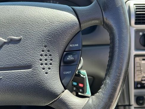 Used 2004 Ford Mustang GT image 19