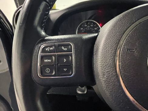 Used 2018 Jeep Wrangler Unlimited Sport AWD/4WD image 27