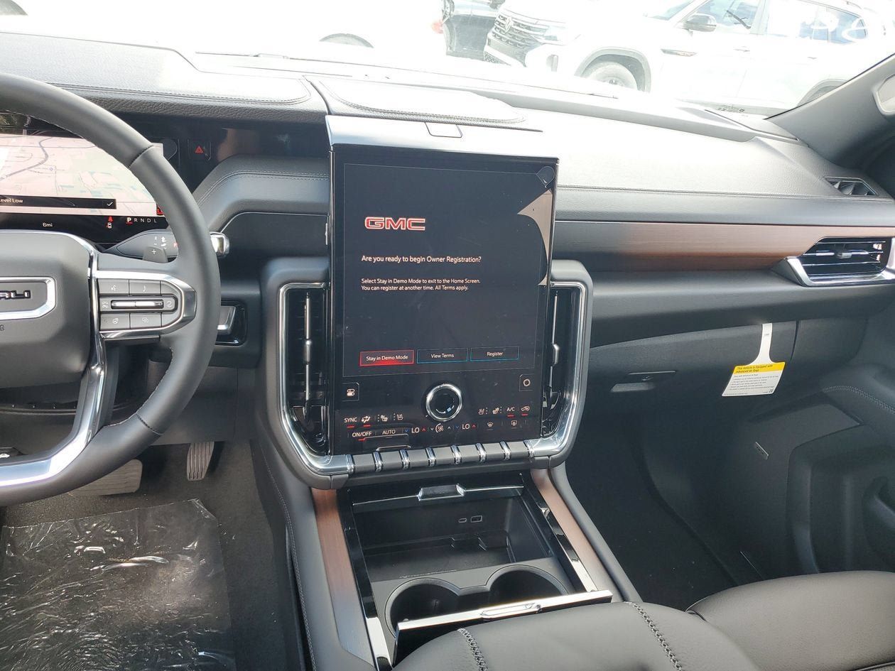 New 2026 GMC Yukon Denali RWD image 14