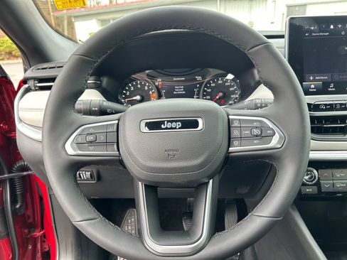 Used 2026 Jeep Compass Limited image 23