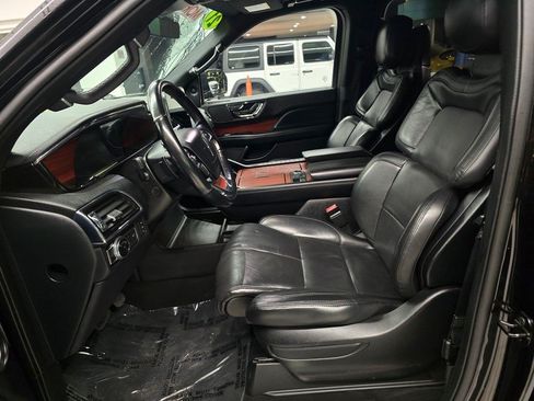 Used 2021 Lincoln Navigator Reserve AWD/4WD image 19