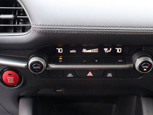 Used 2020 MAZDA MAZDA3 Sedan w/ Select Package image 37