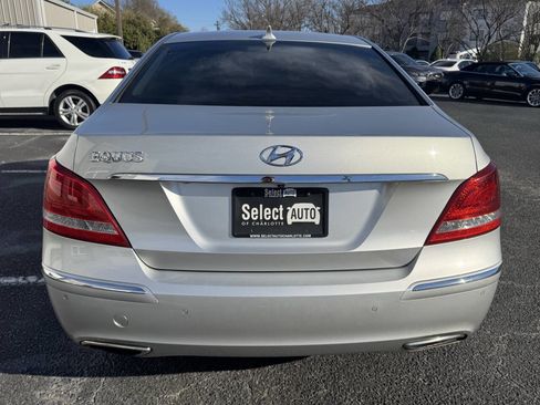 Used 2012 Hyundai Equus Signature image 4