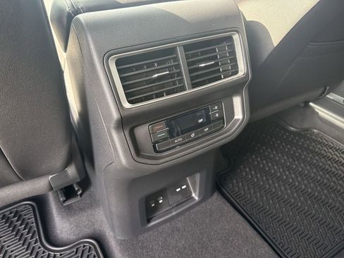 New 2026 Volkswagen Atlas SE AWD/4WD image 27