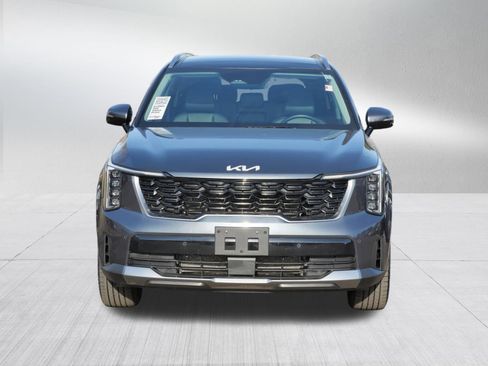 Used 2024 Kia Sorento S w/ Panoramic Sunroof Package image 2