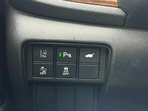 Used 2020 Honda CR-V Touring image 8