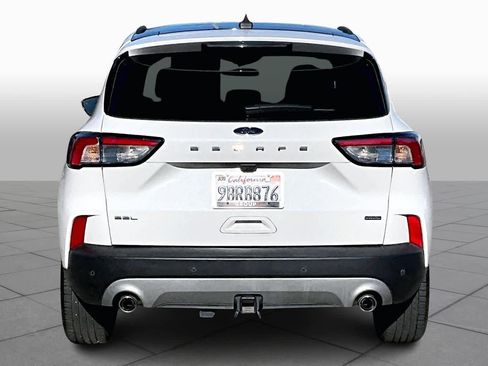 Used 2022 Ford Escape SEL image 4