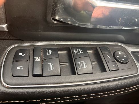 Used 2022 RAM 3500 Laramie image 18