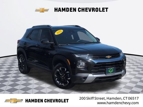 Certified 2022 Chevrolet TrailBlazer LT w/ Driver Confidence Package AWD/4WD image 1