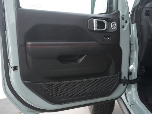 Used 2024 Jeep Wrangler Rubicon 392 image 18