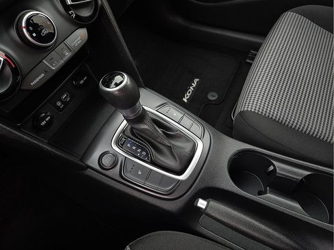 Used 2018 Hyundai Kona SEL w/ SEL Tech Package 02 image 21