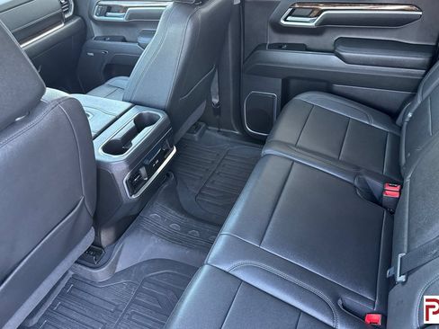Certified 2022 GMC Sierra 1500 Elevation w/ Elevation Premium Package AWD/4WD image 13