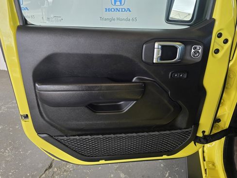 Used 2024 Jeep Wrangler Willys image 21