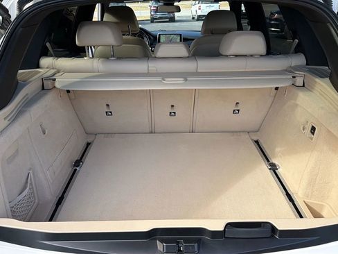Used 2015 BMW X5 xDrive50i image 15