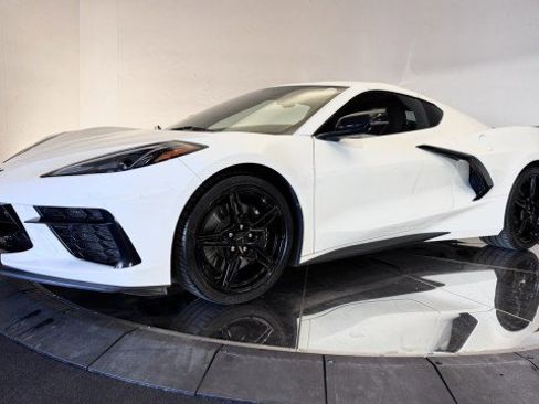 Used 2023 Chevrolet Corvette Stingray Premium Cpe w/ Z51 Performance Package image 23