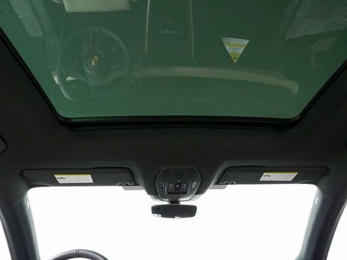 New 2026 Porsche Macan Electric image 20