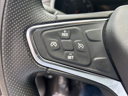 Used 2022 Chevrolet Malibu LT FWD image 23