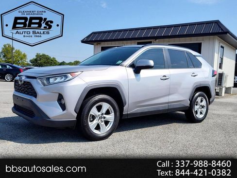 Used 2020 Toyota RAV4 XLE image 1