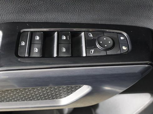 Used 2024 Nissan Pathfinder SL w/ SL Premium Package image 40