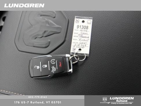 New 2026 RAM 1500 Laramie w/ Laramie Preferred Package AWD/4WD image 6