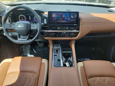 New 2026 Nissan Pathfinder Platinum w/ Cargo Package image 15