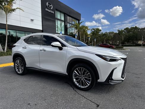 Used 2022 Lexus NX 350 AWD w/ Luxury Package image 7