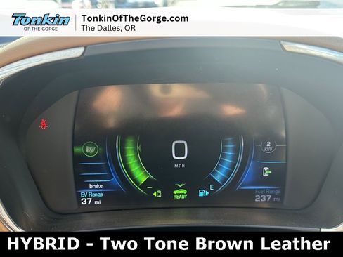 Used 2018 Chevrolet Volt Premier w/ Driver Confidence Package image 16