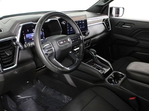 Used 2023 GMC Canyon Elevation image 16