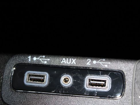 Used 2020 Jeep Grand Cherokee Altitude image 41