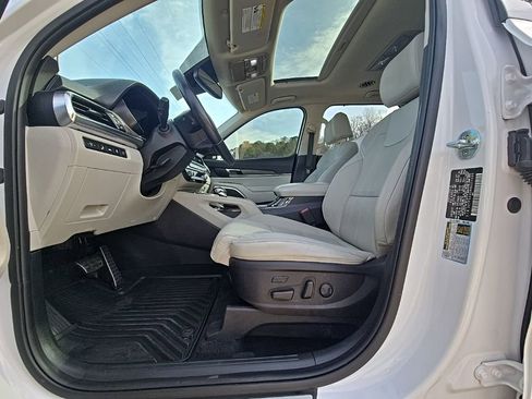 Used 2022 Kia Telluride SX w/ Towing Package image 16