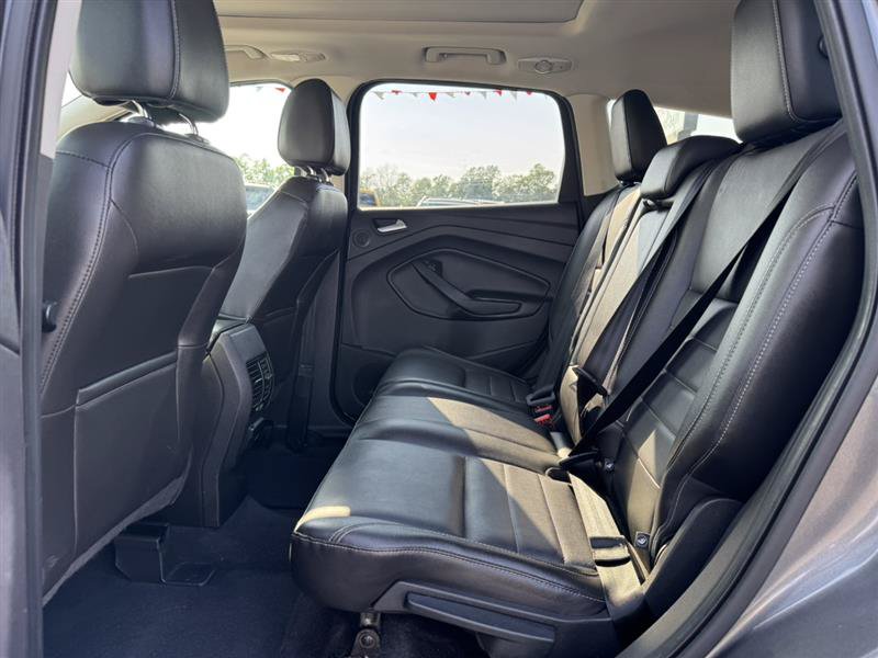 Used 2014 Ford Escape Titanium w/ Equipment Group 401A FWD image 18