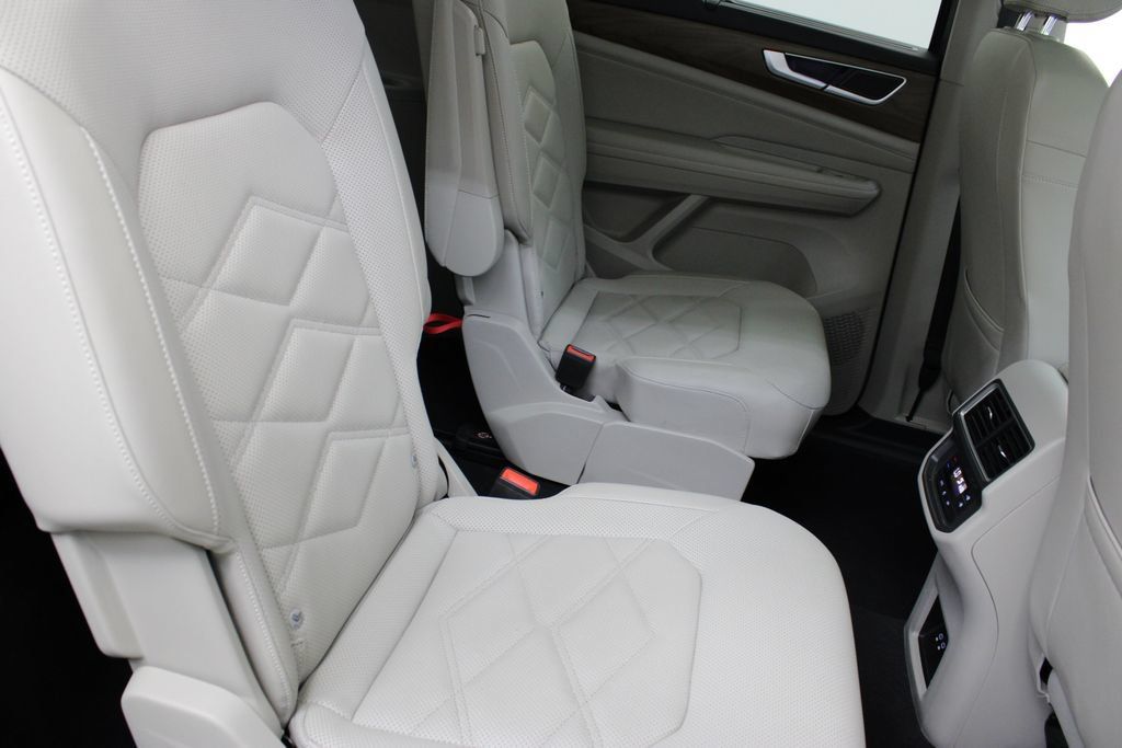 Certified 2024 Volkswagen Atlas SE w/ Panoramic Sunroof Package AWD/4WD image 21