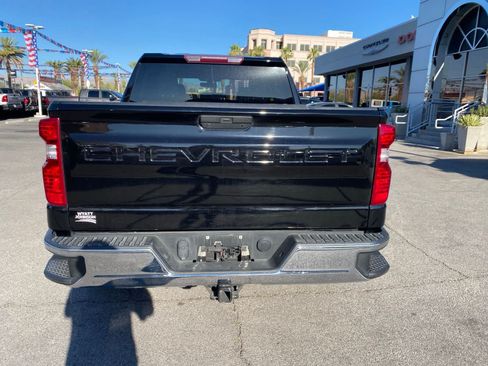 Used 2021 Chevrolet Silverado 1500 LT AWD/4WD image 7