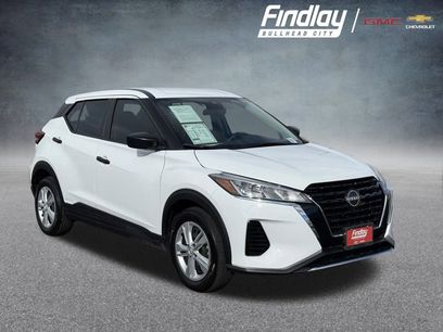 Used 2023 Nissan Kicks S
