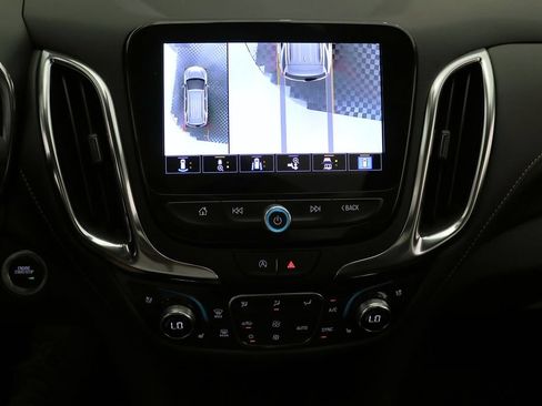 Used 2024 Chevrolet Equinox Premier AWD/4WD image 27