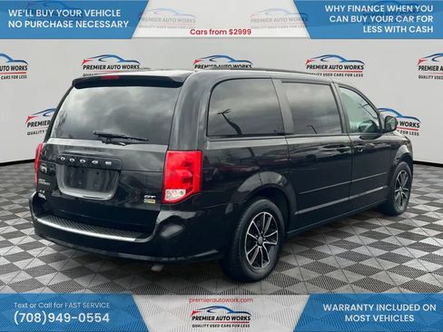 Used 2017 Dodge Grand Caravan GT image 4