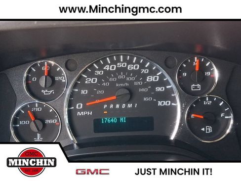 Used 2024 GMC Savana 2500 w/ Driver Convenience Package RWD image 17