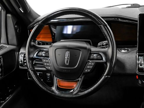Used 2023 Lincoln Navigator L Reserve image 12