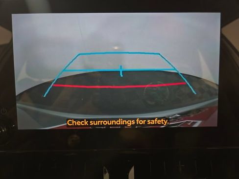 Used 2023 Toyota Corolla Cross LE FWD image 17
