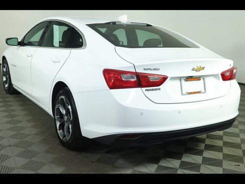 Used 2024 Chevrolet Malibu LT FWD image 13