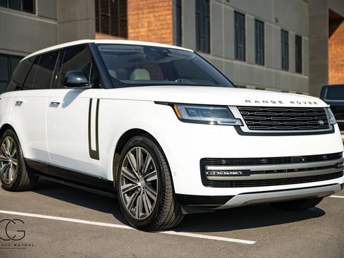 Used 2023 Land Rover Range Rover SE AWD/4WD image 18