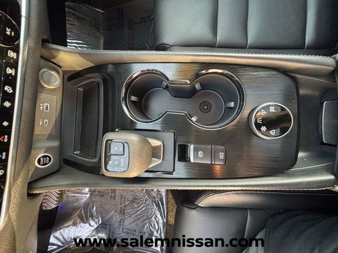 Certified 2023 Nissan Rogue SL w/ SL Premium Package image 6