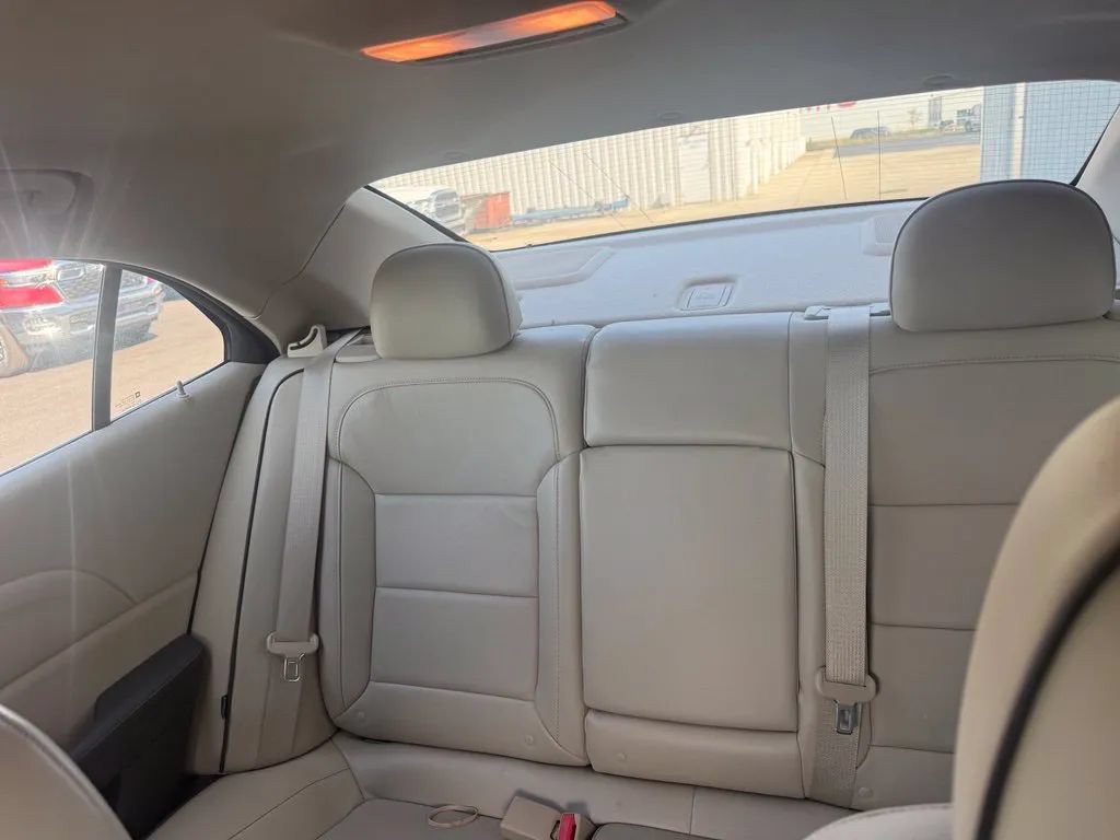 Used 2013 Chevrolet Malibu LT FWD image 17