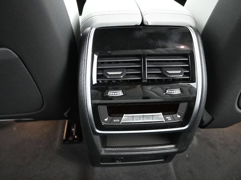 New 2027 BMW X7 xDrive40i AWD/4WD image 34