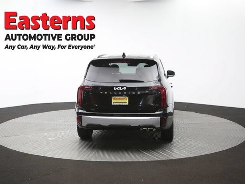 Used 2025 Kia Telluride S FWD image 37