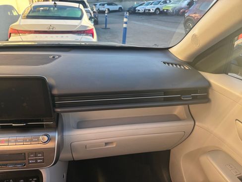 Used 2025 Hyundai Kona SEL image 35