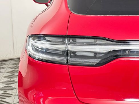 Certified 2026 Porsche Macan AWD/4WD image 12
